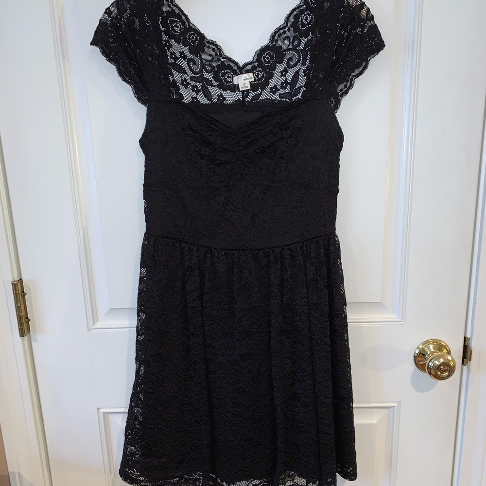Black lace dress